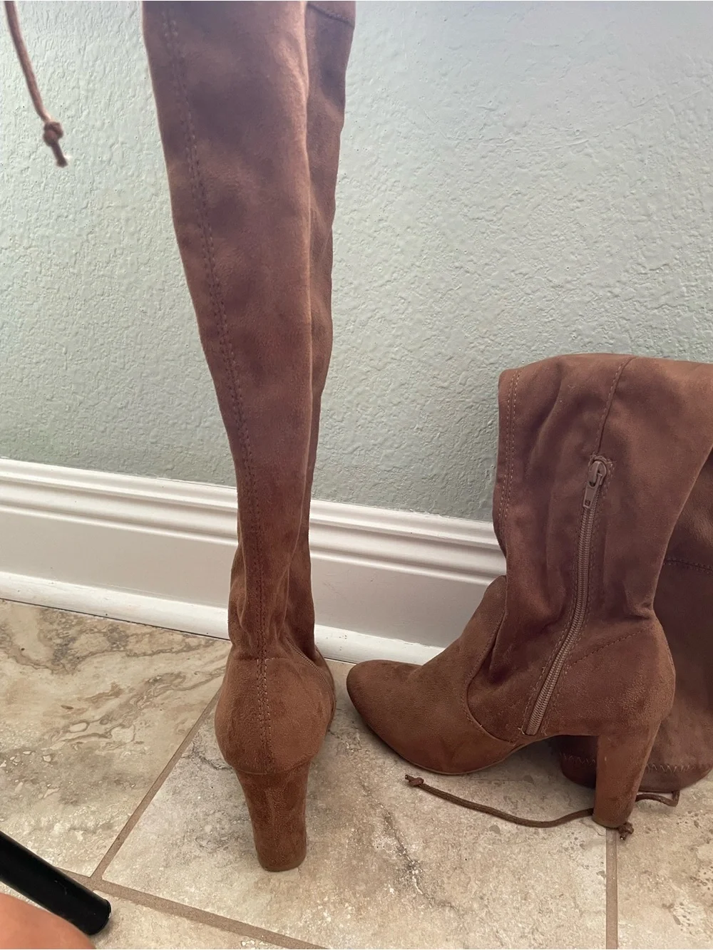 Women's Over-the-Knee Suede Boots in Chestnut Brown